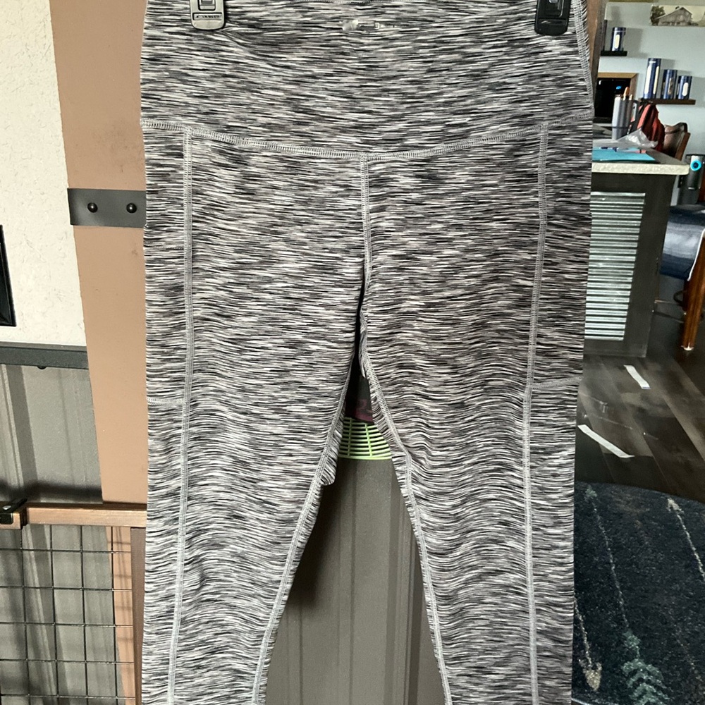 Heather Gray Space-Dye Performance Leggings